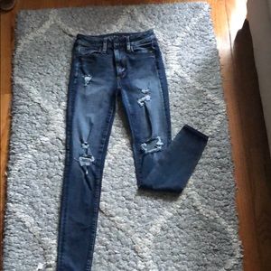 American Eagle high rise super stretch size 0